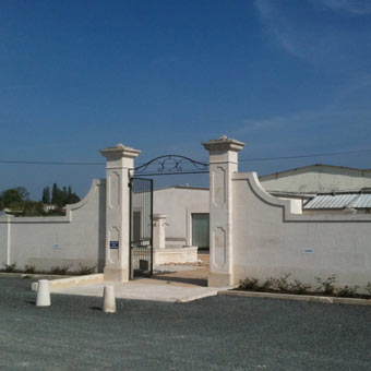 couronment de mur en pierre